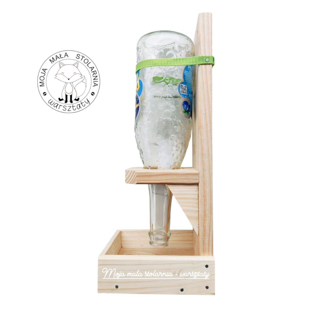 Dzieci budują ekologiczne karmniki zero waste ze starych butelek. Ekologia z biologiem upcykling