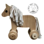 Konik na kółkach wykonany ręcznie z drewna rękodzieło jak za dawnych lat na warsztatach stolarskich w Poznaniu